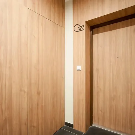Very Berry - Gasiorowskich 4 - Apartament Business Z Balkonem, Check In 24h
